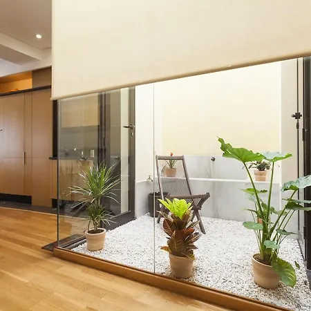 Artist's Charming Design - Space Maison Sevilla