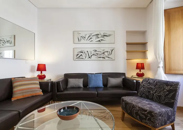 Artist's Charming Design - Space Maison *