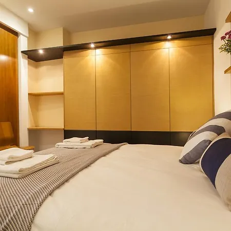 Artist's Charming Design - Space Maison 아파트